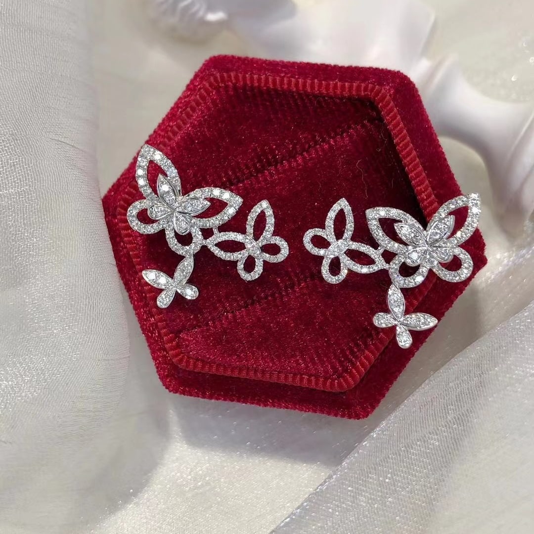 14k Gold 0.8 Ct Natural H Diamond & Butterfly Earrings: Ref:230971156 // gold content:14k gold // main gemstone:diamond // shape:round // carat weight:0. 8ct // clarity grade:vs-si // color:h // treatment:natural // cut grade:g // Condition: NewLow