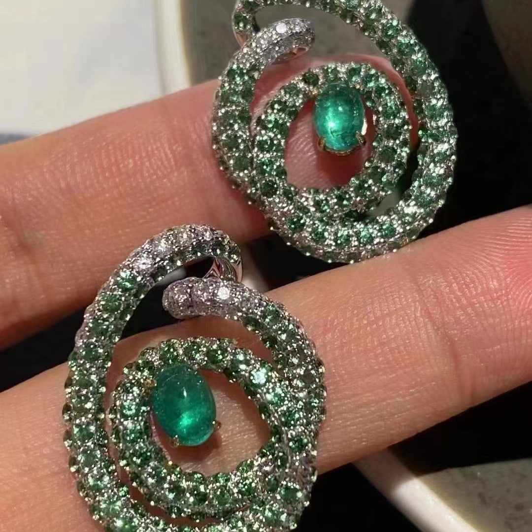 14k Gold 2.06 Ctw Natural Emerald & Diamond Earrings - 3