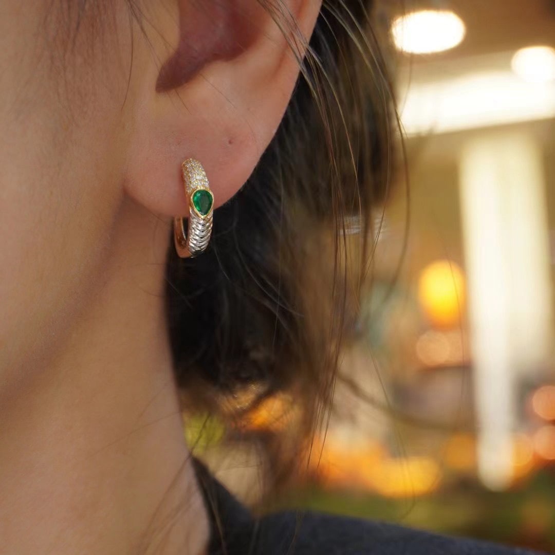 14k Gold 0.48 Ctw Natural Emerald & Diamond Earrings - 6