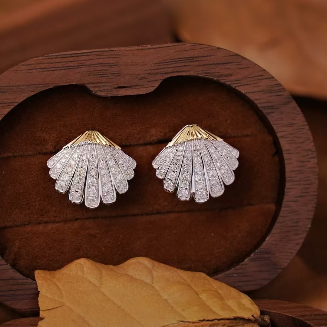 14k Gold 0.8 Ct Natural H Diamond Earrings: Ref:230971175 // gold content:14k gold // main gemstone:diamond // shape:round // carat weight:0. 8ct // clarity grade:vs-si // color:h // treatment:natural // cut grade:g // Condition: NewLow