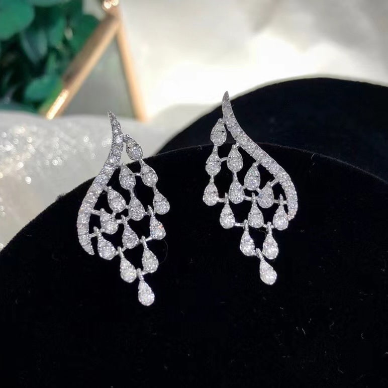 14k Gold 0.74 Ct Natural H Diamond Earrings: Ref:230971181 // gold content:14k gold // main gemstone:diamond // shape:round // carat weight:0. 74ct // clarity grade:vs-si // color:h // treatment:natural // cut grade:g // Condition: NewLow