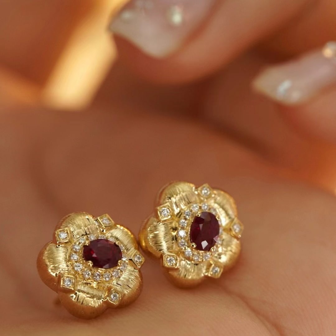 14k Gold 0.54 Ctw Natural Ruby & Diamond Earrings: Ref:230971184 // gold content:14k gold // main gemstone:ruby // shape:oval // carat weight:0. 42ct // color:red // treatment:natural // // adjacent gemstone 2 : diamond // shape:round // carat