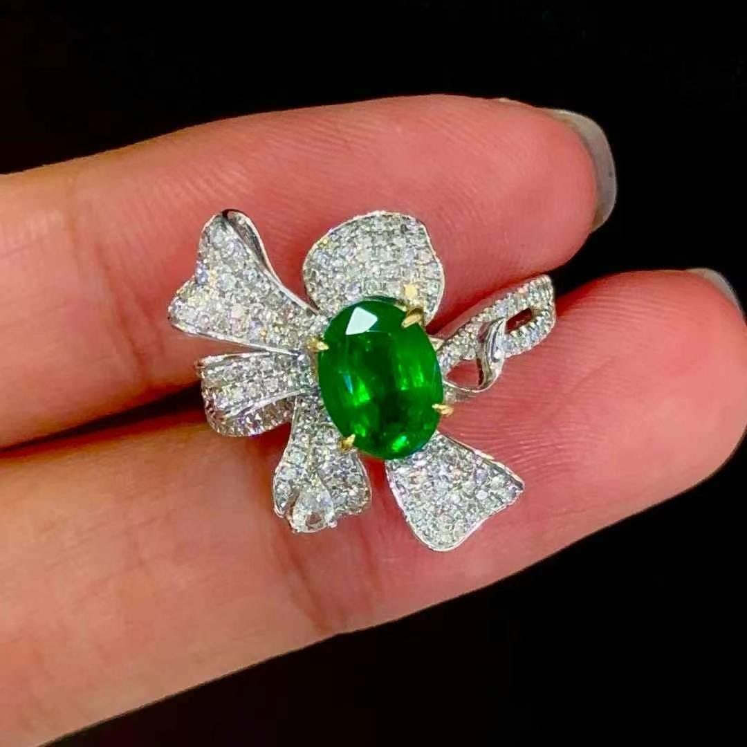 14k Gold 1.39 Ct Vivid Green Natural Emerald & Diamond & Sapphire Ring: Ref:230971199 // gold content:14k gold // ring size:7. 25us // // main gemstone:emerald // shape:oval // carat weight:1. 39ct // color:vivid green // treatment:natural // // adjacent gemstone 2 :