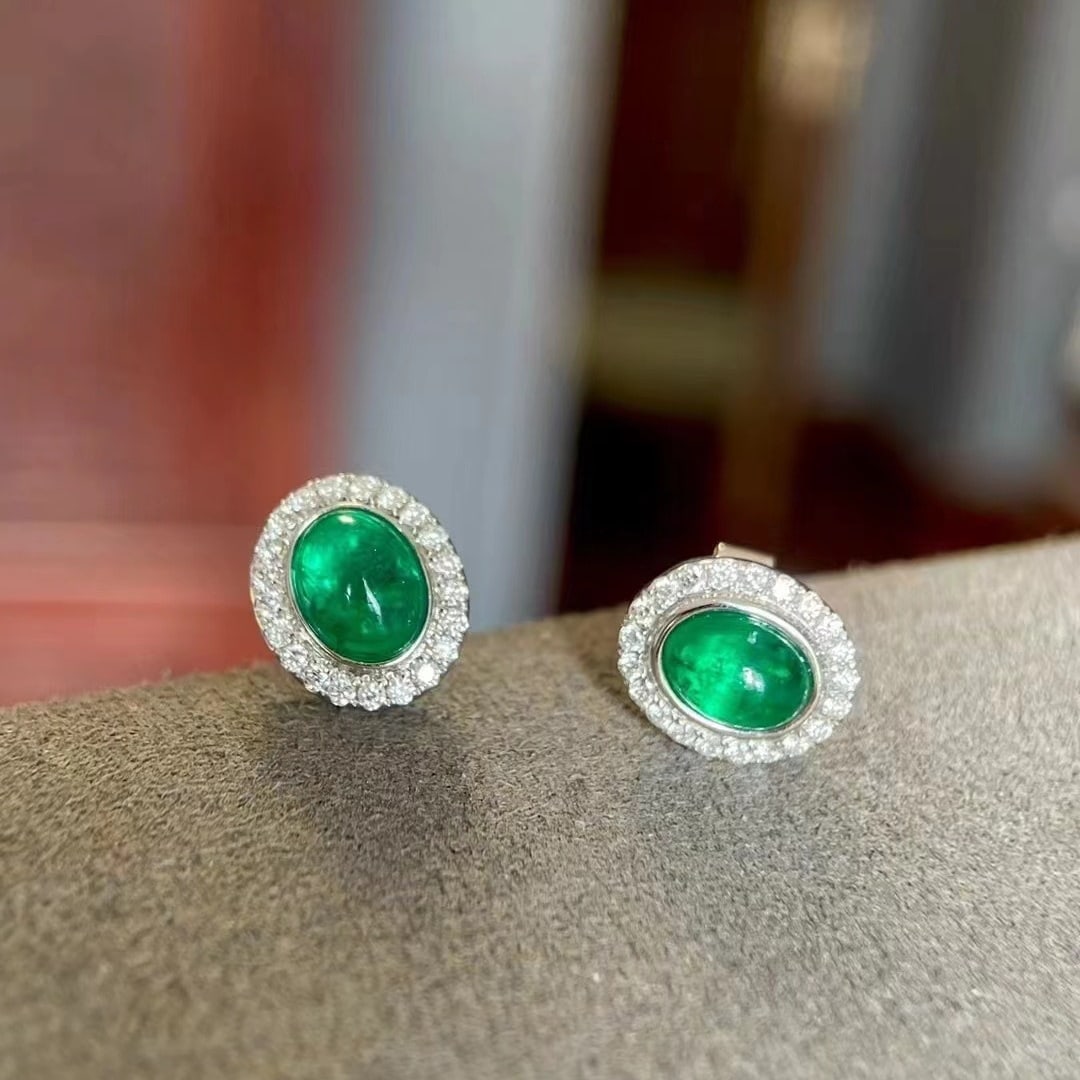 14k Gold 1.65 Ct Natural Emerald & Diamond Earrings - 4