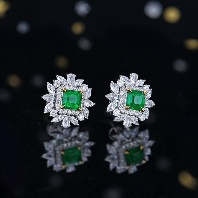 14k Gold 2.20 Ctw Vivid Green Natural Emerald & Diamond Earrings - 3
