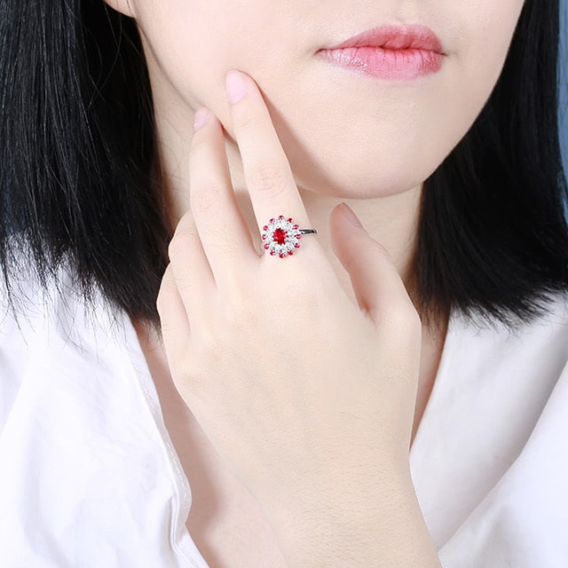 14k Gold 0.74 Ctw Natural Ruby & Diamond Ring - 6