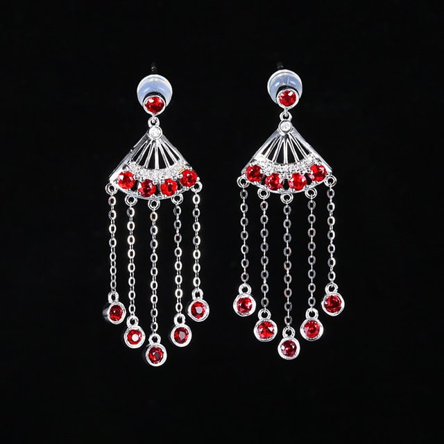 14k Gold 1.82 Ctw Natural Ruby & Diamond Earrings: Ref:230972160 // gold content:14k gold // main gemstone:ruby // shape:round // carat weight:1. 75ct // color:red // treatment:natural // cut grade:g // // adjacent gemstone 2 : diamond // number of