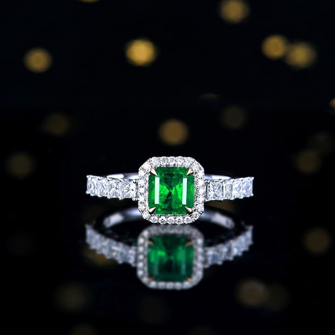 14k Gold 2.18 Ctw Vivid Green Natural Emerald & Diamond Ring: Ref:230972164 // gold content:14k gold // ring size:7. 25us // // main gemstone:emerald // shape:octagonal // carat weight:1. 21ct // color:vivid green // treatment:natural // // adjacent gemstone