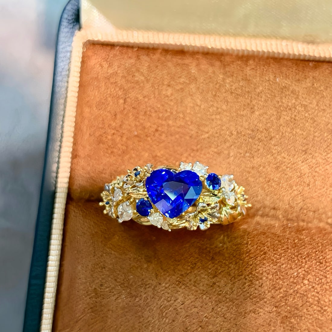 14k Gold 1.82 Ctw Natural Sapphire & Diamond Ring: Ref:230972246 // gold content:14k gold // ring size:7. 25us // // main gemstone:sapphire // shape:heart // carat weight:1. 57ct // color:royal blue // treatment:natural // // adjacent gemstone 2 : dia