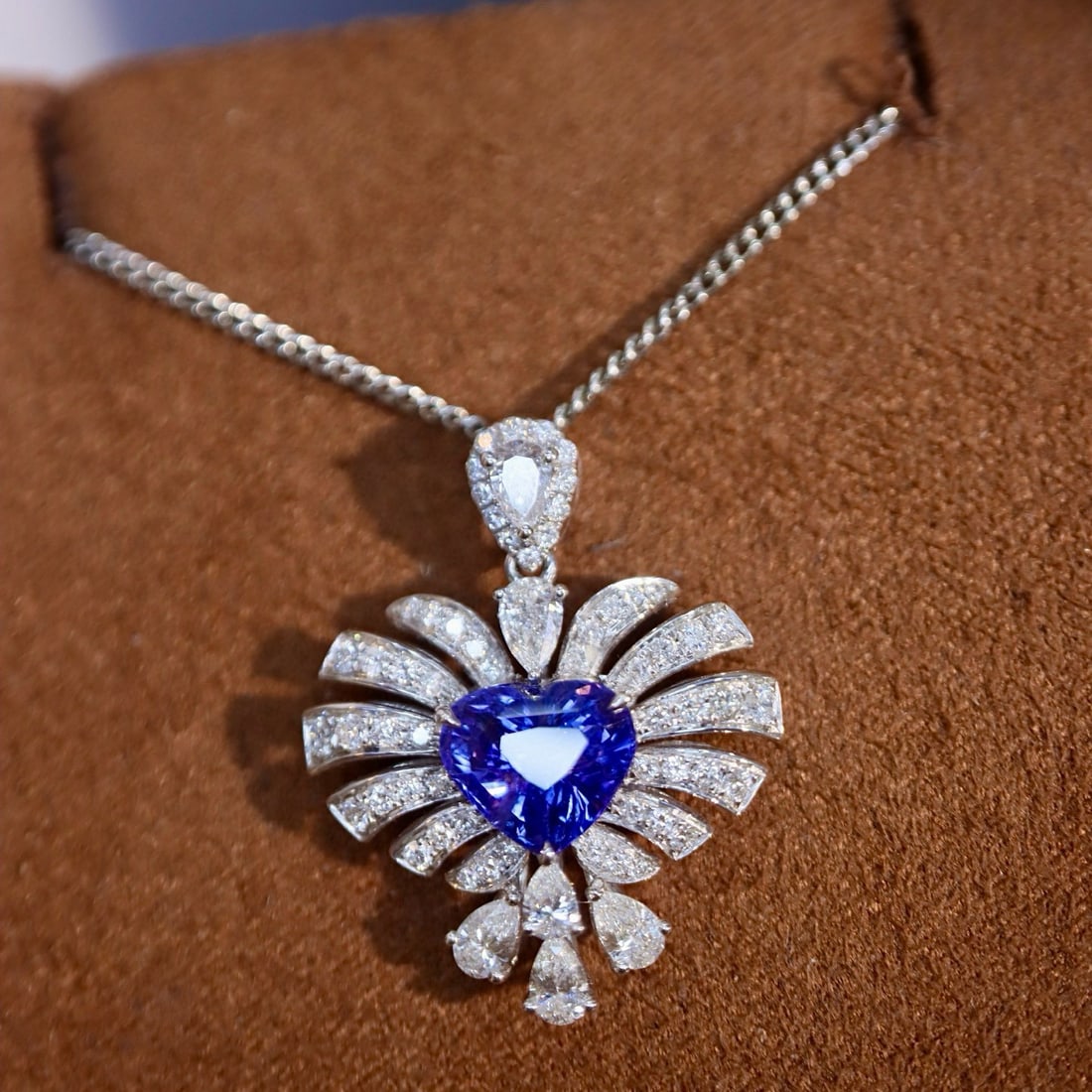 14k Gold 3.04 Ctw Natural Sapphire & Diamond Pendant( Without Chain ) - 6