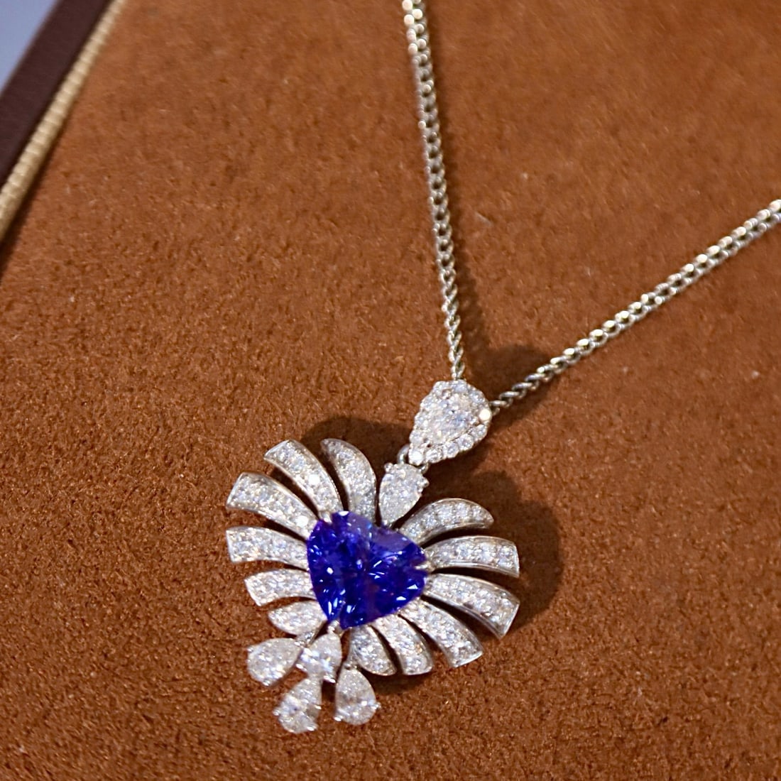 14k Gold 3.04 Ctw Natural Sapphire & Diamond Pendant( Without Chain ) - 7