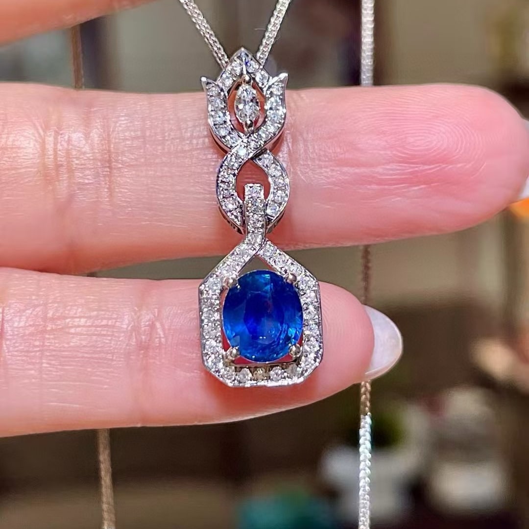 14k Gold 2.03 Ctw Natural Sapphire & Diamond Pendant( Without Chain ): Ref:230972269 // gold content:14k gold // main gemstone:sapphire // shape:oval // carat weight:1. 68ct // color:blue // treatment:natural // // adjacent gemstone 2 : diamond // shape:round // carat