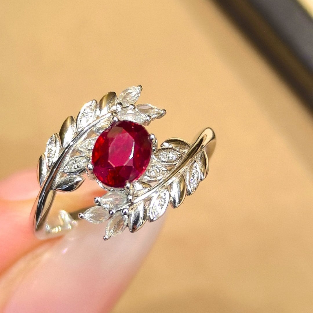 14k Gold 1.19 Ctw Natural Ruby & Diamond Ring: Ref:230972270 // gold content:14k gold // ring size:7. 25us // // main gemstone:ruby // shape:oval // carat weight:1. 01ct // color:red // treatment:natural // // adjacent gemstone 2 : diamond //