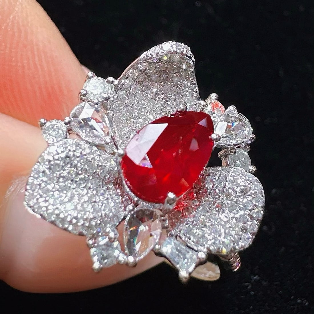 14k Gold 1.9 Ctw Natural Ruby & Diamond Ring - 4