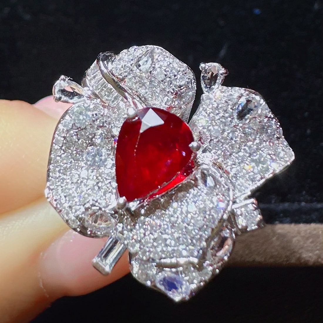 14k Gold 1.70 Ctw Natural Ruby & Diamond Ring - 2