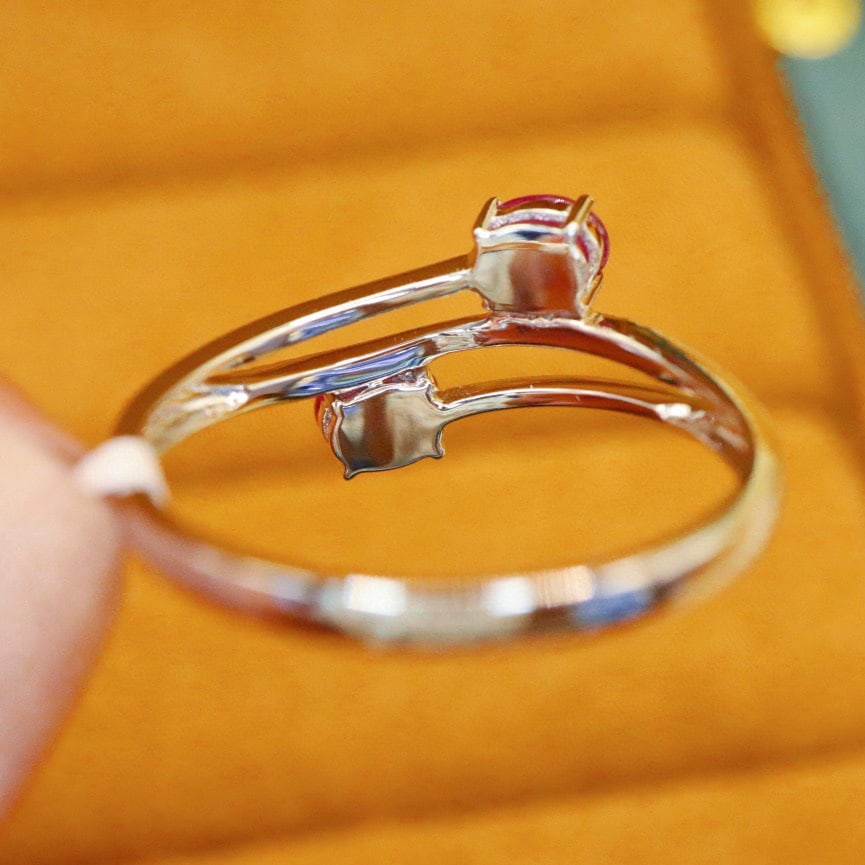 14k Gold 0.69 Ctw Natural Ruby & Diamond Ring - 5