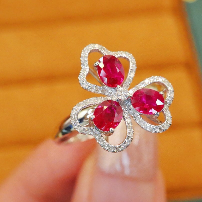 14k Gold 1.15 Ctw Natural Ruby & Diamond Ring - 3