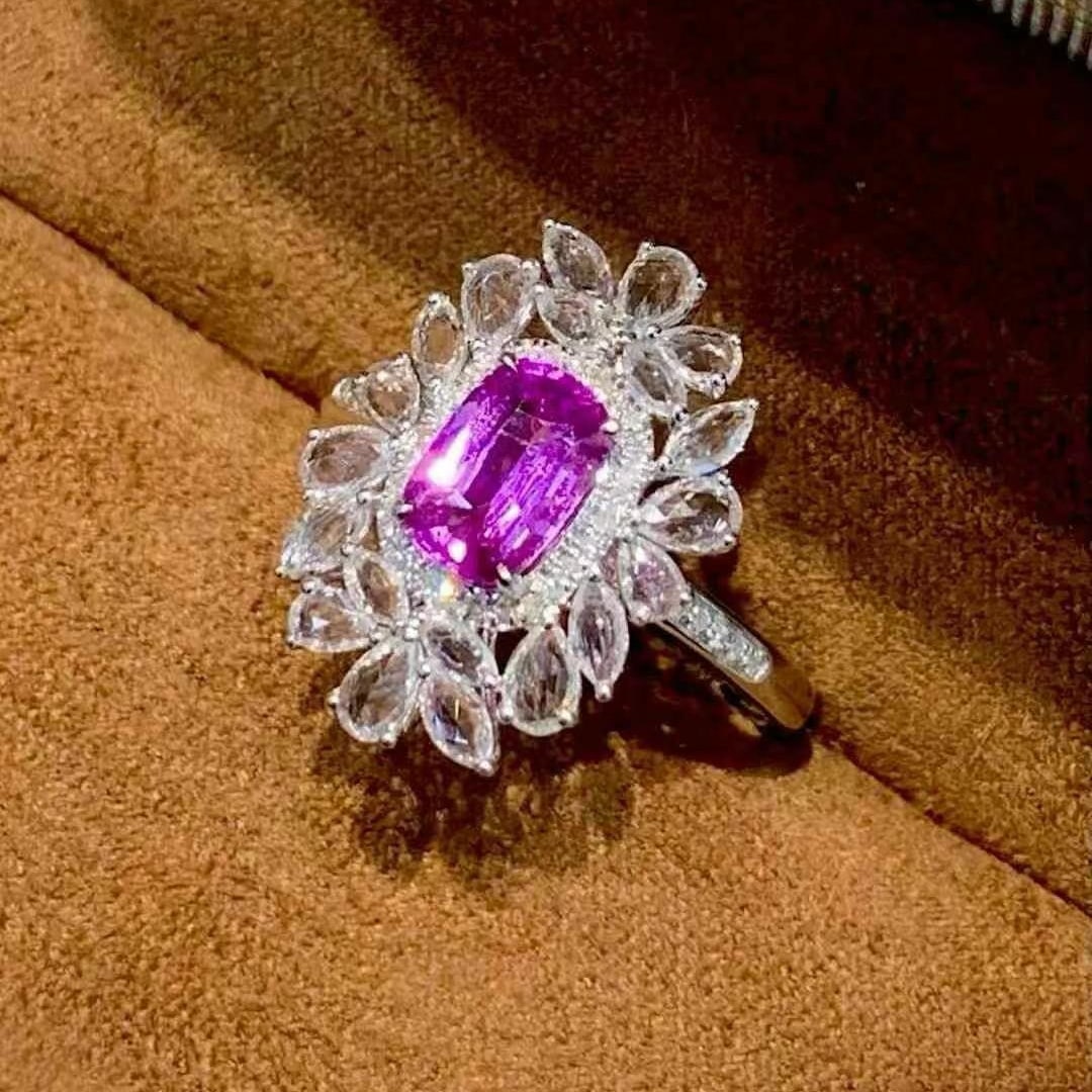 14k Gold 1.2 Ct Natural Sapphire & Diamond & Sapphire Ring: Ref:230972413 // gold content:14k gold // ring size:7. 25us // // main gemstone:sapphire // shape:cushion // carat weight:1. 2ct // color:purple // treatment:natural // // adjacent gemstone 2 :