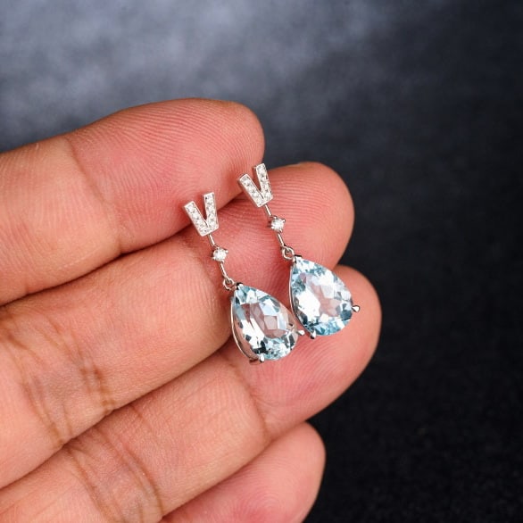 14k Gold 3.58 Ct Natural Aquamarine & Diamond Earrings - 6