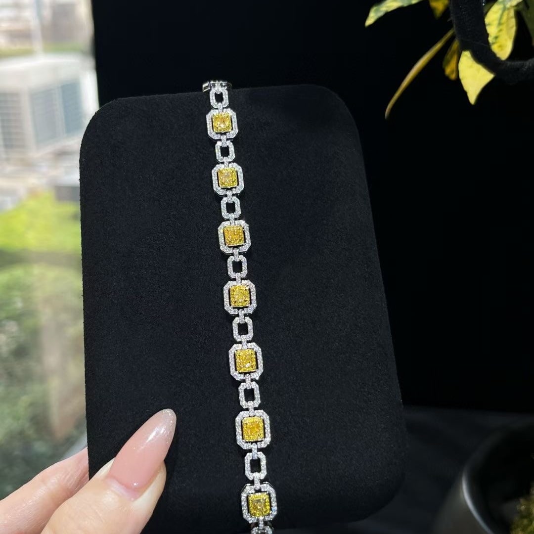14k Gold 4.11 Ctw Natural Yellow Diamond & Diamond Bracelet - 4
