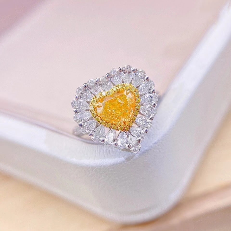 Gia Certified 14k Gold 2.24 Ctw Natural Yellow Diamond & Diamond Ring: Ref:230973001 // gold content:14k gold // ring size:7. 25us // // main gemstone:yellow diamond // certified:gia // shape:heart // carat weight:1. 02ct // clarity grade:vs2 // color:yellow //