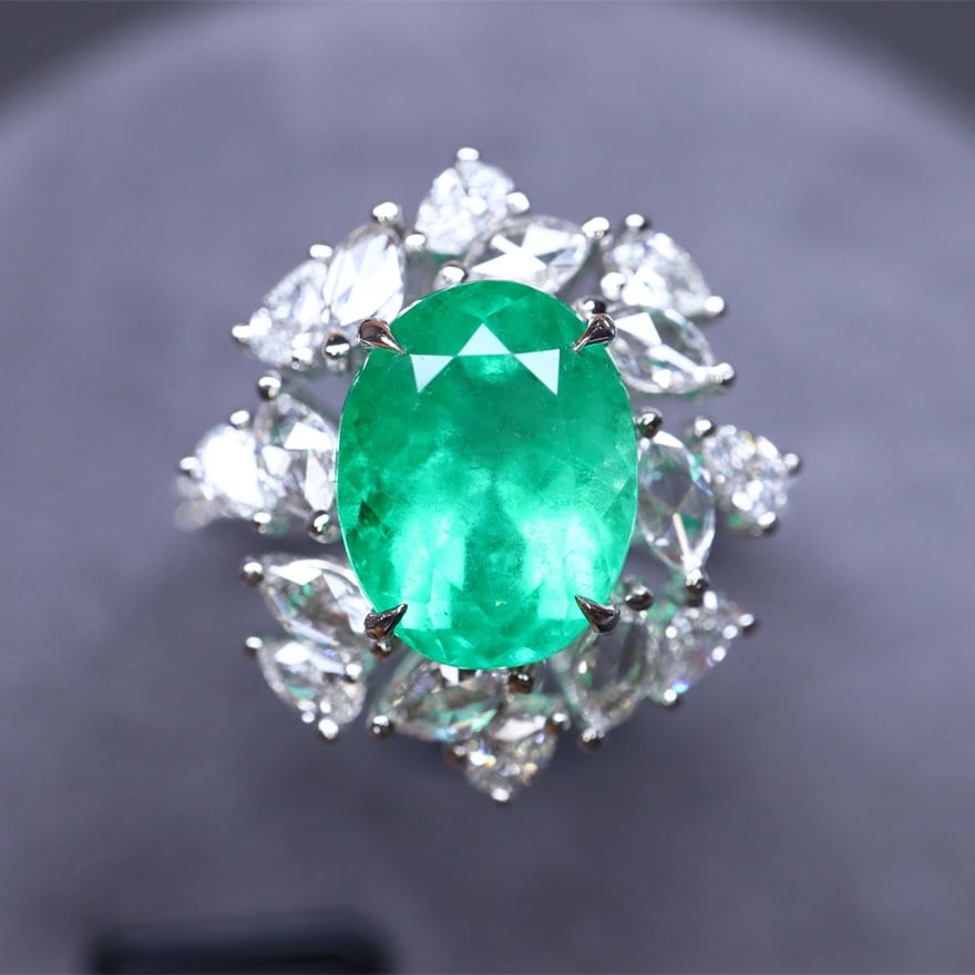 14k Gold 3.46 Ctw Natural Emerald & Diamond Ring (1 of 6)