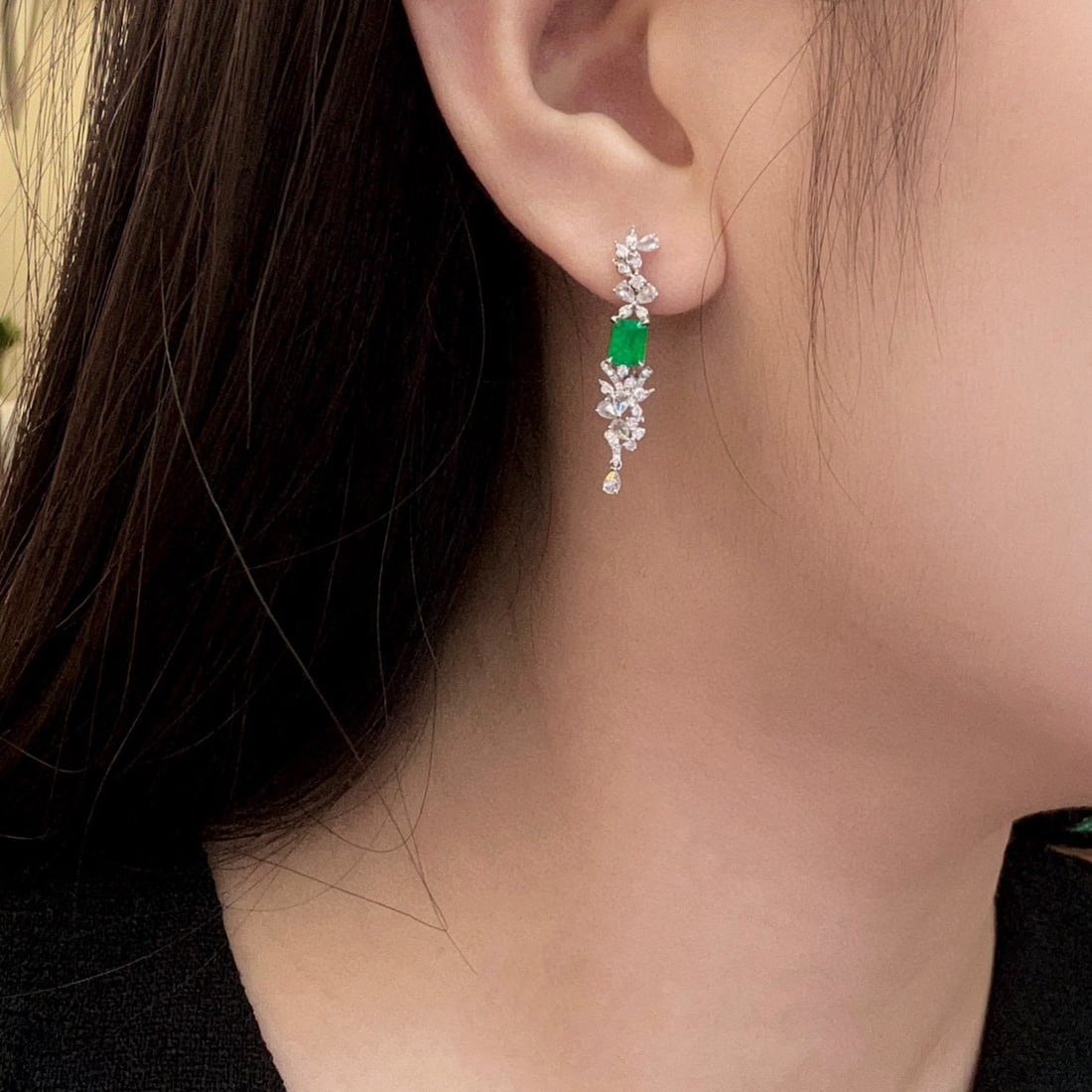 14k Gold 1.55 Ctw Vivid Green Natural Emerald & Diamond Earrings - 2