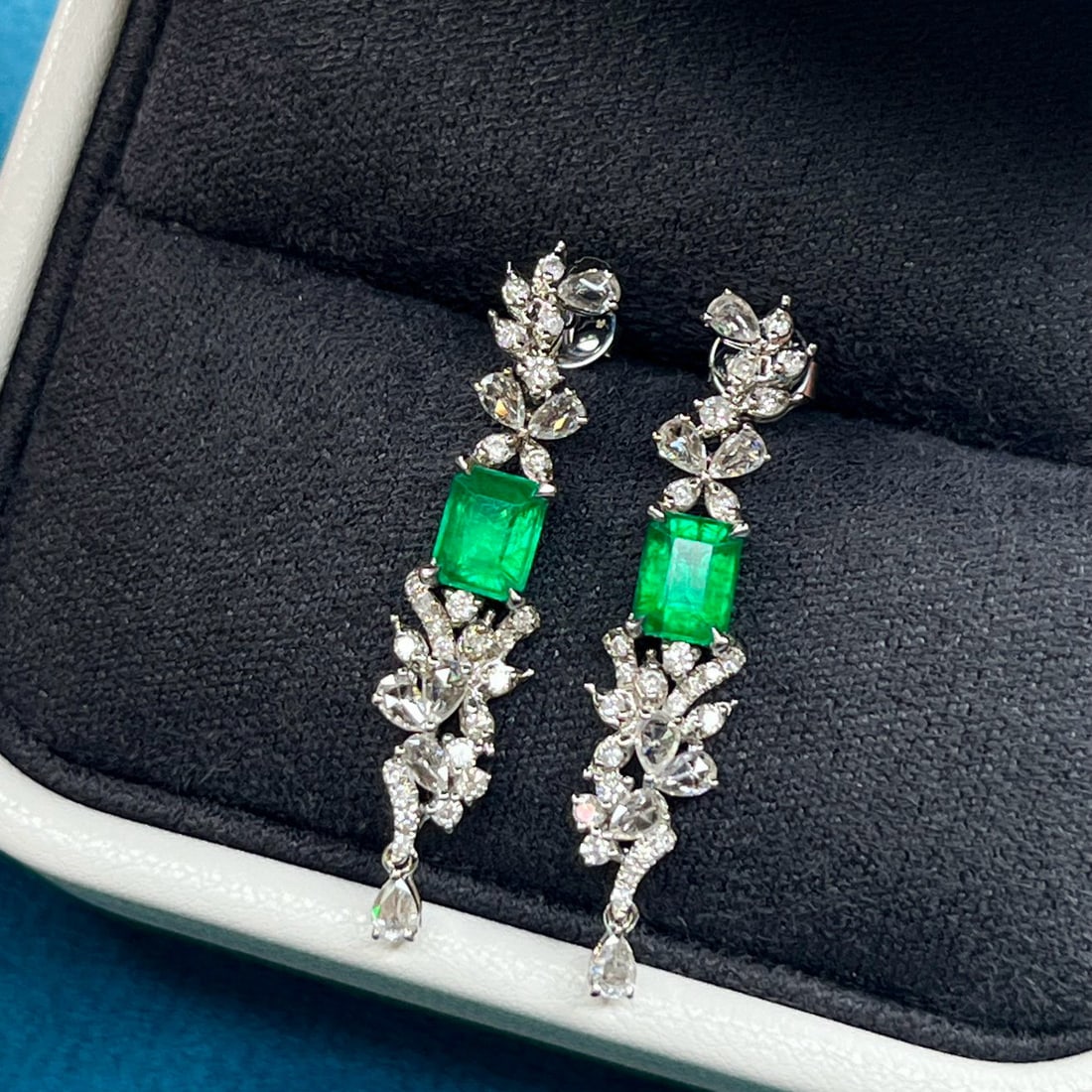 14k Gold 1.55 Ctw Vivid Green Natural Emerald & Diamond Earrings - 3