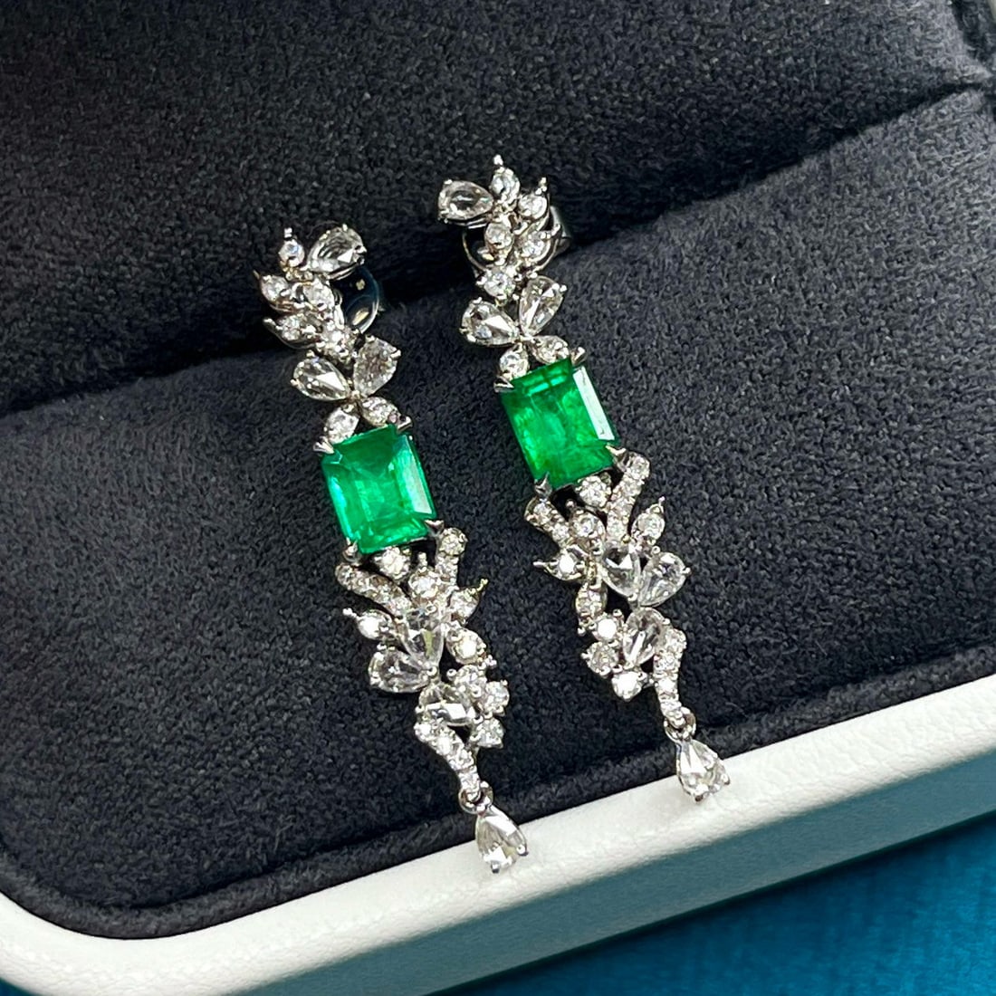 14k Gold 1.55 Ctw Vivid Green Natural Emerald & Diamond Earrings - 5