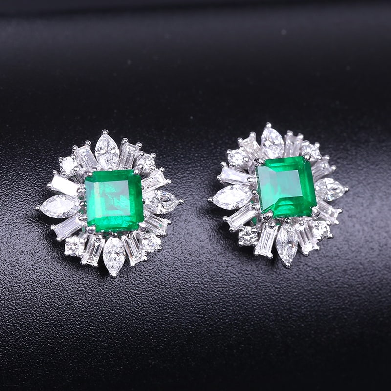 14k Gold 1.26 Ctw Vivid Green Natural Emerald & Diamond Earrings - 2