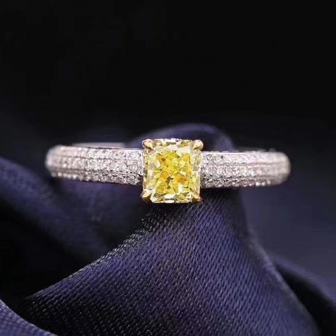 14k Gold 0.75 Ct Natural Yellow Diamond & Diamond Ring: Ref:230973060 // gold content:14k gold // ring size:7. 25us // // main gemstone:yellow diamond // shape:radiant // carat weight:0. 75ct // color:yellow // treatment:natural // // adjacent gemstone 2 :