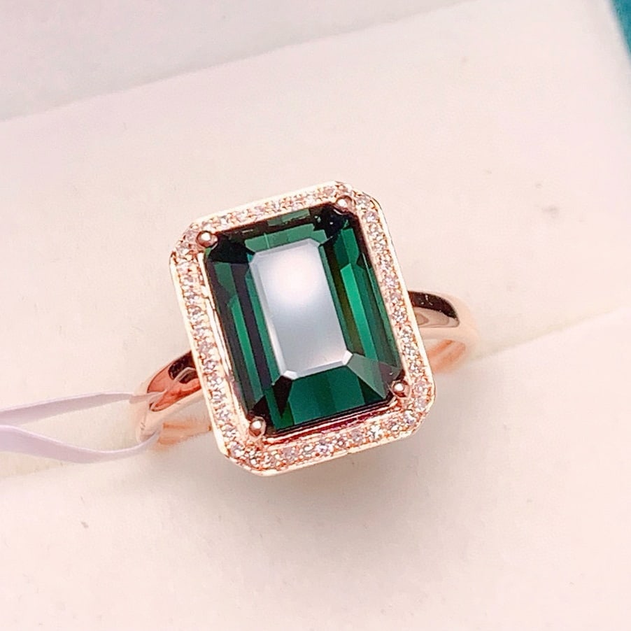 14k Gold 4.5 Ct Natural Tourmaline & Diamond Ring: Ref:230973076 // gold content:14k gold // ring size:7. 25us // // main gemstone:tourmaline // shape:octagonal // carat weight:4. 5ct // color:green // treatment:natural // // adjacent gemstone 2 :