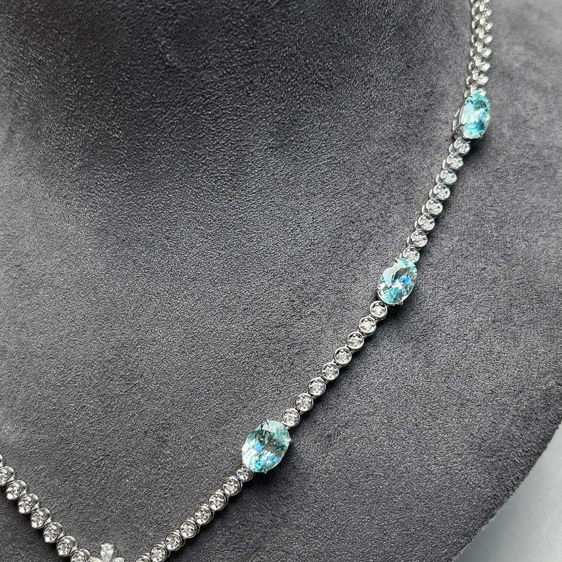 14k Gold 4.93 Ctw Natural Paraiba Tourmaline & Diamond Necklace - 6