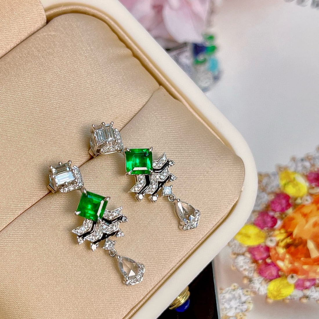 14k Gold 1.8 Ctw Vivid Green Natural Emerald & Diamond Earrings - 6