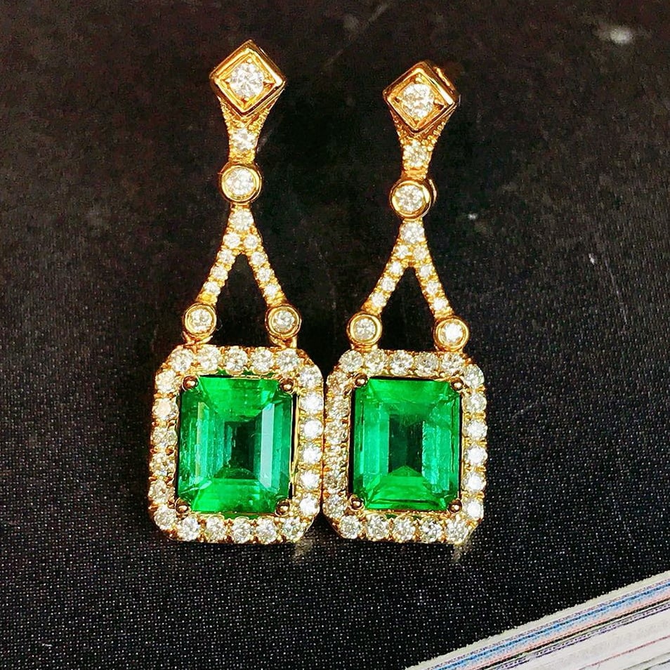 14k Gold 1.46 Ctw Natural Emerald & Diamond Earrings - 3