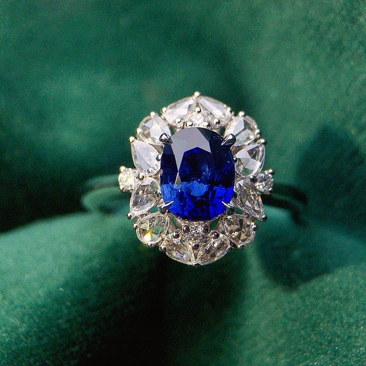 14k Gold 2.59 Ctw Natural Sapphire & Diamond Ring/pendant( Without Chain ): Ref:230973118 // gold content:14k gold // ring size:7. 25us // // main gemstone:sapphire // shape:oval // carat weight:1. 97ct // color:royal blue // treatment:natural // // adjacent gemstone 2 :