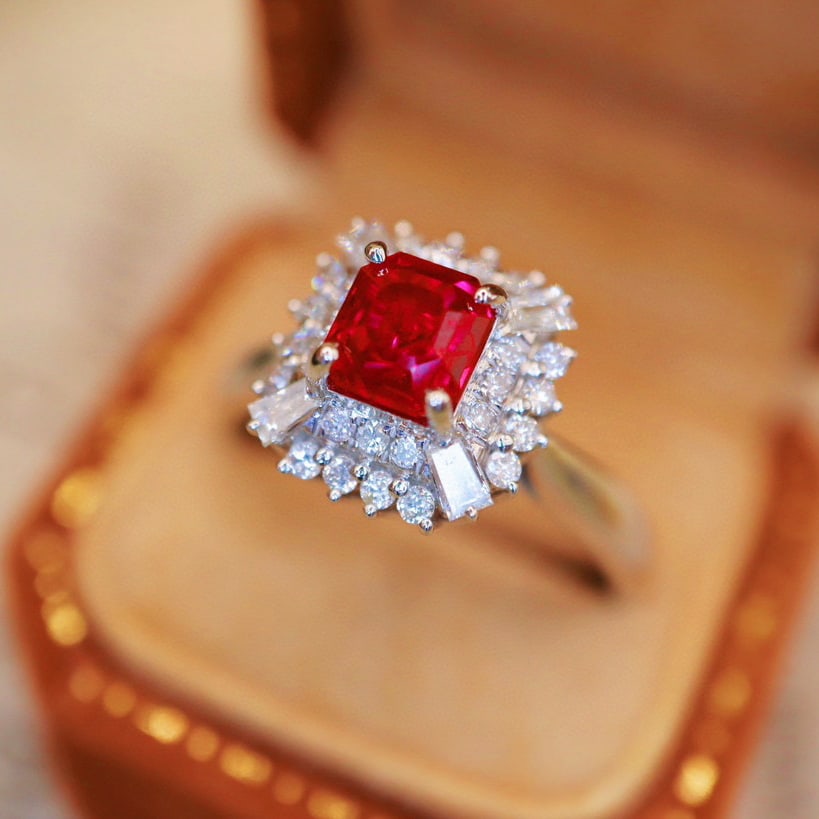 14k Gold 1.56 Ctw Natural Ruby & Diamond Ring - 3