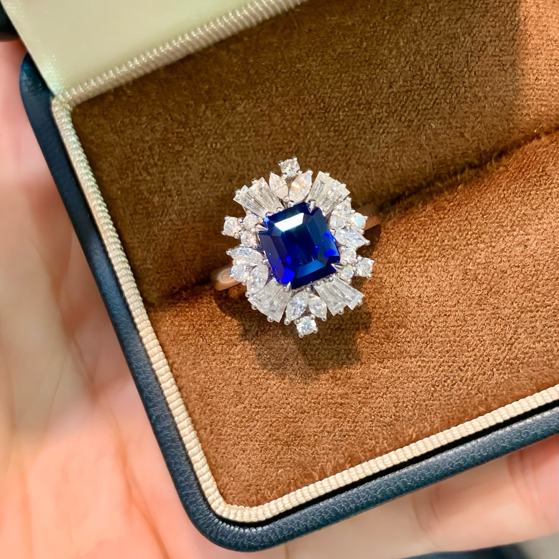 14k Gold 3.70 Ctw Natural Sapphire & Diamond Ring: Ref:230973144 // gold content:14k gold // ring size:7. 25us // // main gemstone:sapphire // shape:octagonal // carat weight:2. 72ct // color:royal blue // treatment:natural // // adjacent gemstone