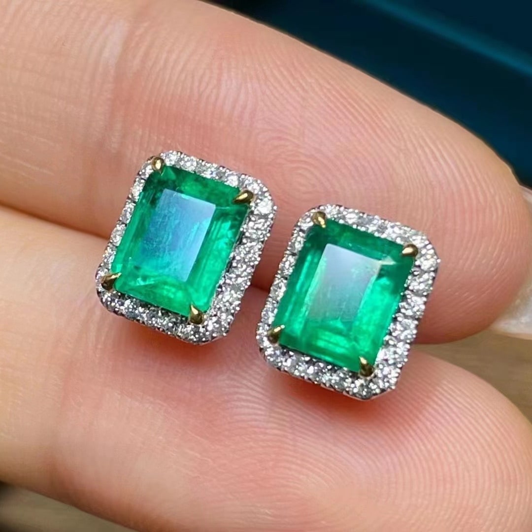 14k Gold 2.59 Ct Natural Emerald & Diamond Earrings - 2