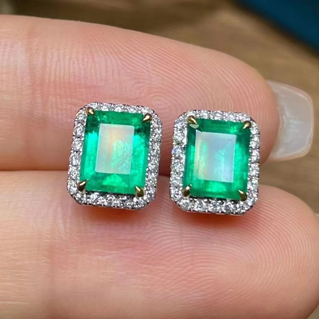 14k Gold 2.59 Ct Natural Emerald & Diamond Earrings - 6
