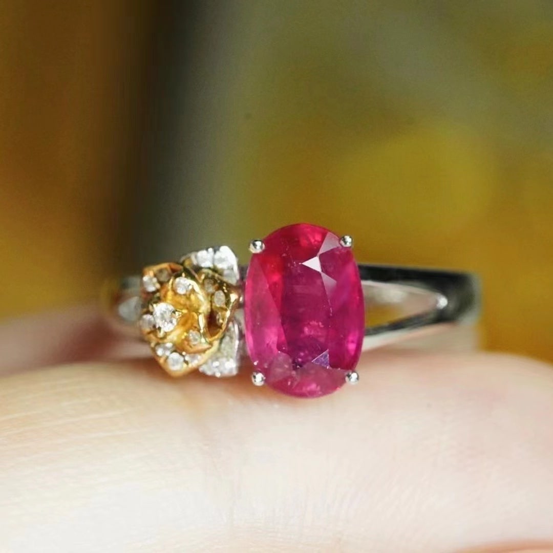 14k Gold 2.3 Ct Natural Ruby & Diamond Ring: Ref:230973157 // gold content:14k gold // ring size:7. 25us // // main gemstone:ruby // shape:oval // carat weight:2. 3ct // color:red // treatment:natural // // adjacent gemstone 2 : diamond // shape