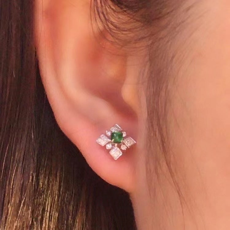 14k Gold 0.42 Ctw Vivid Green Natural Emerald & Diamond Earrings - 6