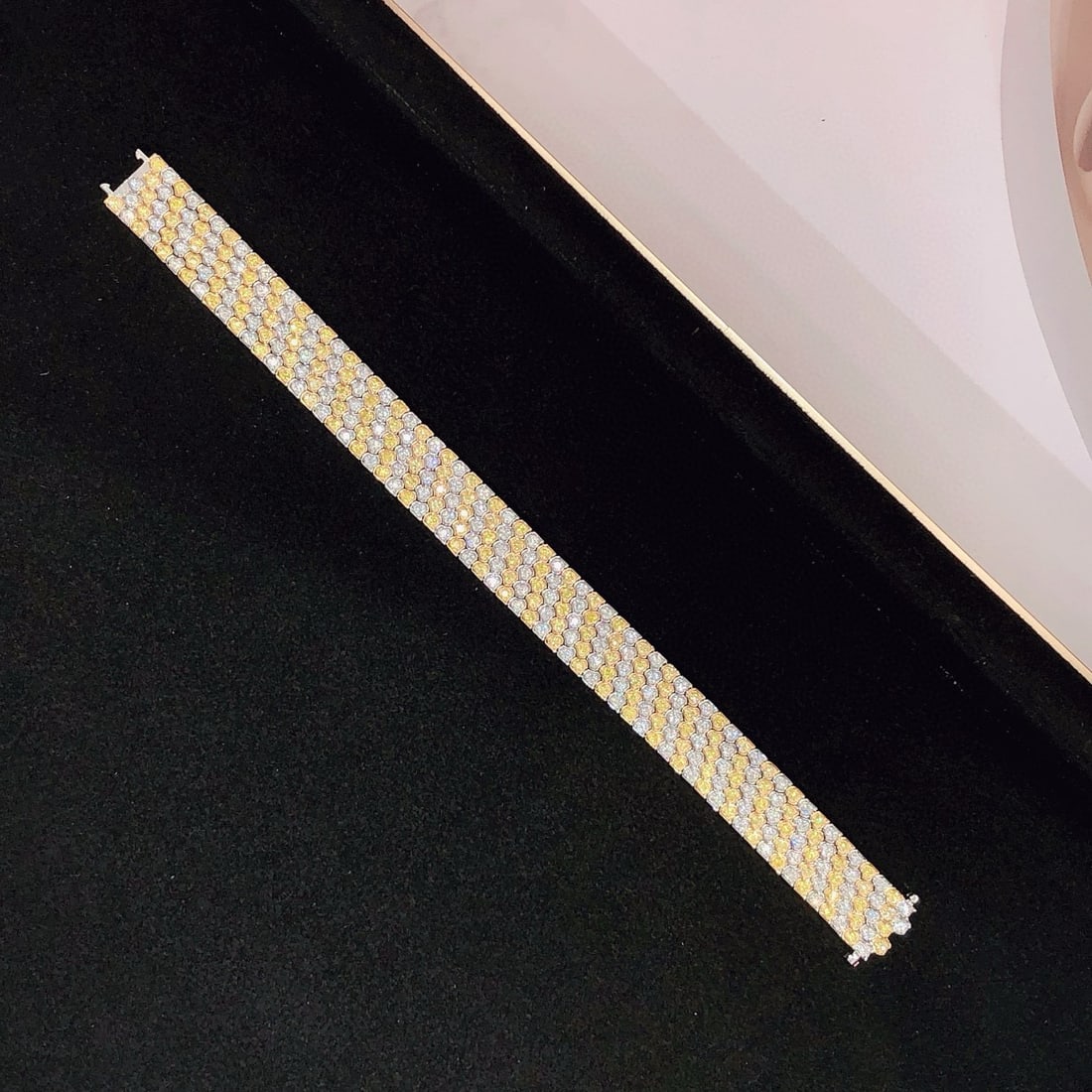 14k Gold 5.13 Ctw Natural Yellow Diamond & Diamond Bracelet - 2