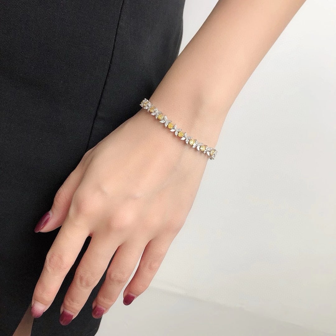 14k Gold 5.49 Ctw Natural Yellow Diamond & Diamond Bracelet - 2