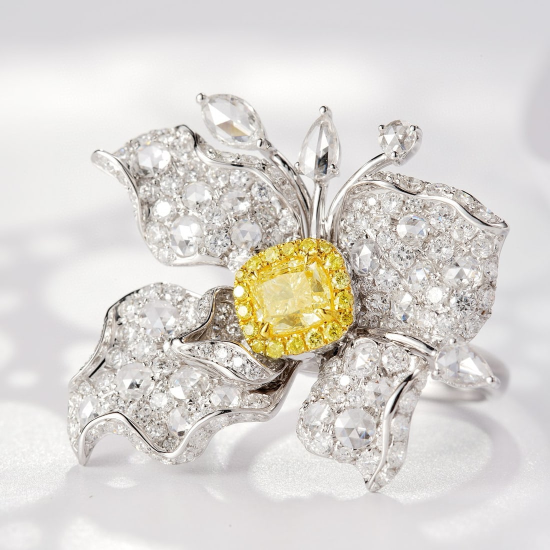 14k Gold 3.99 Ctw Natural Yellow Diamond & Diamond Ring/brooch/pendant( Without Chain ): Ref:230974240 // gold content:14k gold // ring size:7. 25us // // main gemstone:yellow diamond // shape:cushion // carat weight:1. 00ct // color:yellow // treatment:natural // // adjacent gemstone