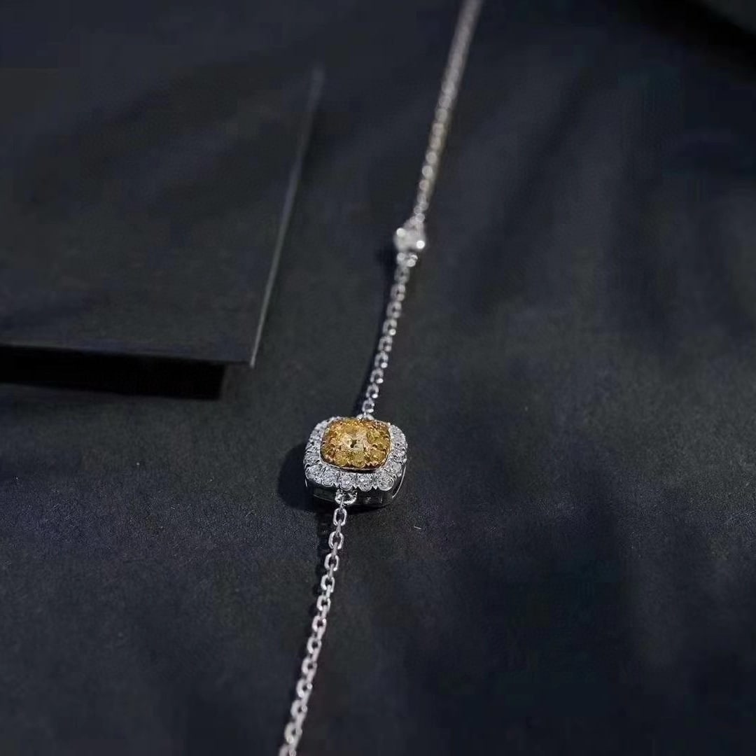 14k Gold 0.29 Ctw Natural Yellow Diamond & Diamond Bracelet: Ref:230974272 // gold content:14k gold // main gemstone:yellow diamond // shape:cushion // carat weight:0. 08ct // color:yellow // treatment:natural // // adjacent gemstone 2 : diamond // shape:round