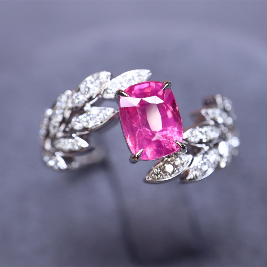 14k Gold 1.21 Ctw Natural Spinel & Diamond Ring: Ref:230974317 // gold content:14k gold // ring size:7. 25us // // main gemstone:spinel // shape:cushion // carat weight:1. 01ct // color:pink // treatment:natural // // adjacent gemstone 2 :
