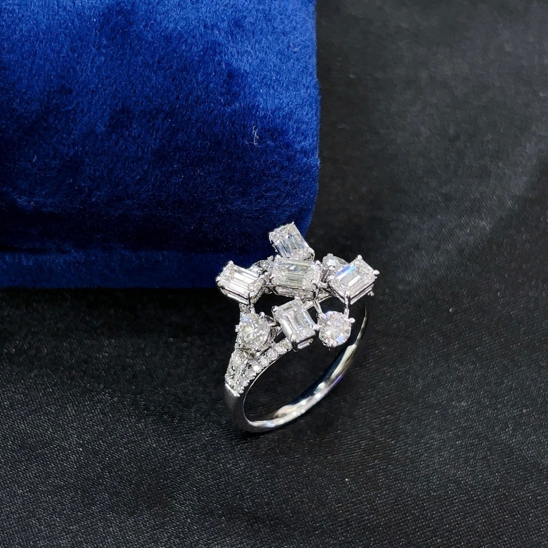 14k Gold 1.90 Ctw Natural H Diamond Ring: Ref:230974332 // gold content:14k gold // ring size:7. 25us // // main gemstone:diamond // shape:emerald // carat weight:1. 13ct // clarity grade:vs-si // color:h // treatment:natural // //