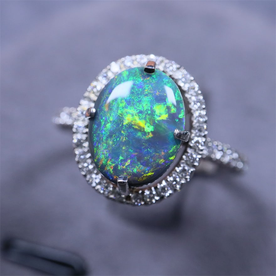 14k Gold 2.50 Ctw Natural Opal & Diamond Ring - 4
