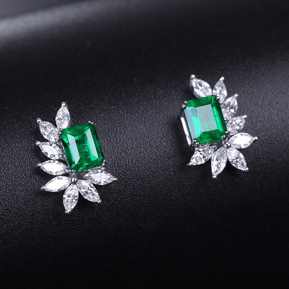 14k Gold 1.12 Ctw Vivid Green Natural Emerald & Diamond Earrings - 4